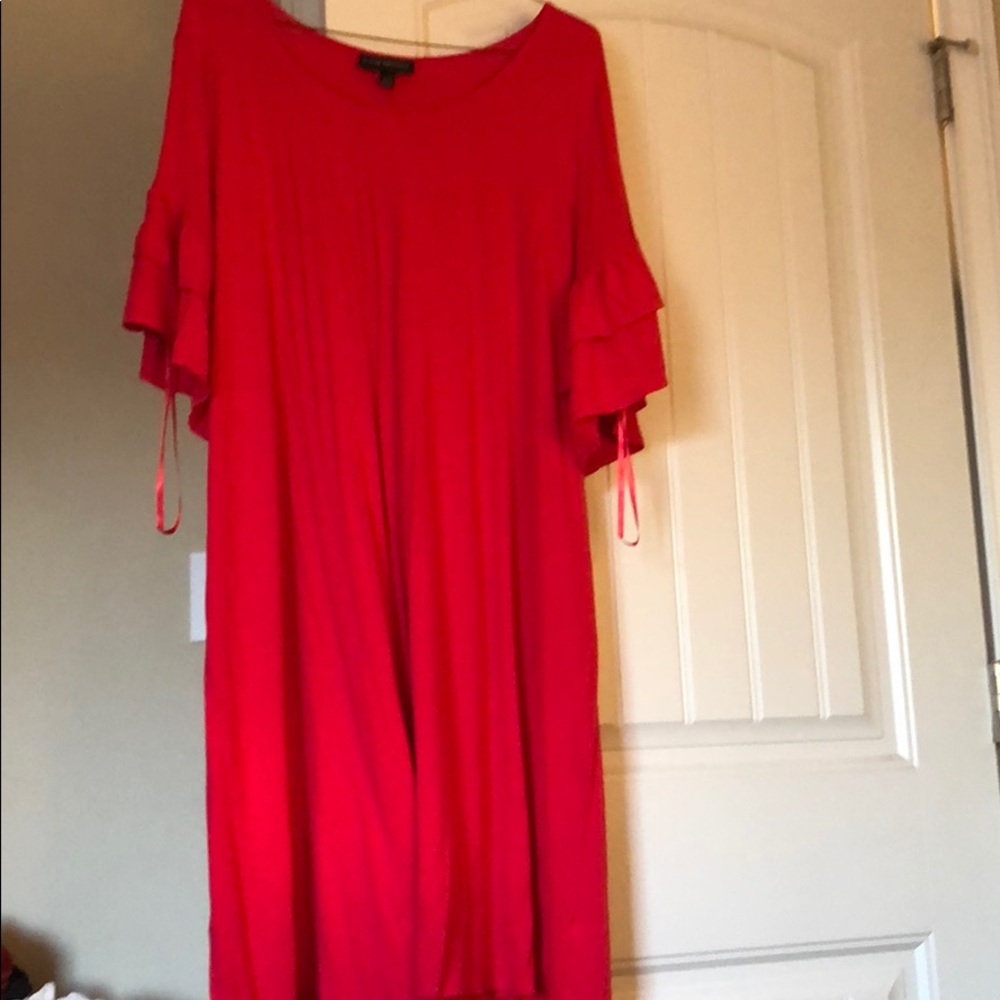 Dress - Picture 2 of 2
